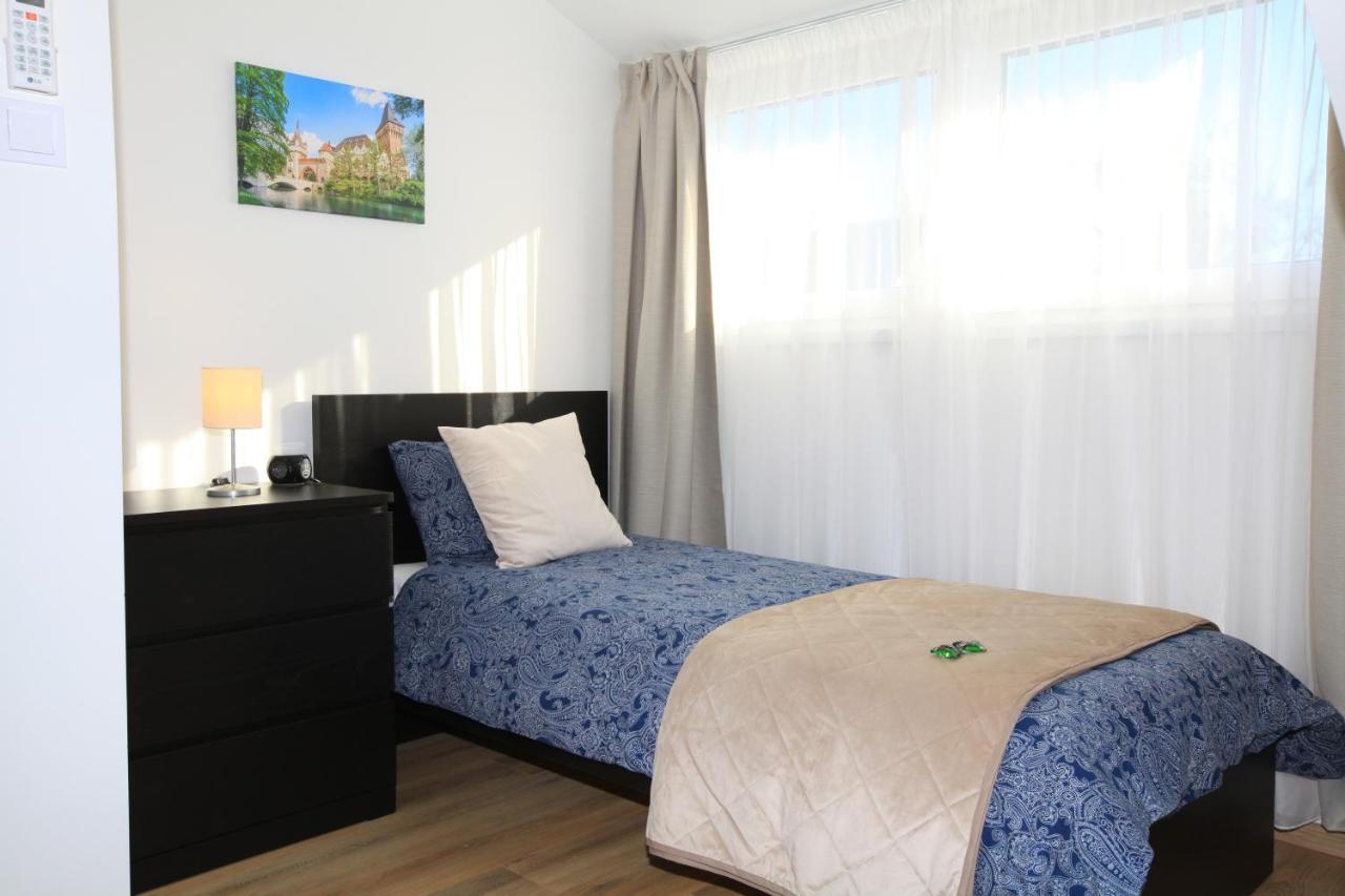 Paskal-Lux Apartments With Free Parking And Ac บูดาเปสต์ ภายนอก รูปภาพ