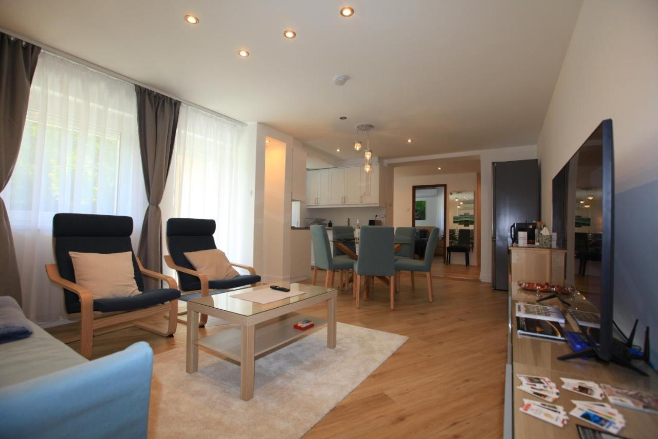 Paskal-Lux Apartments With Free Parking And Ac บูดาเปสต์ ภายนอก รูปภาพ